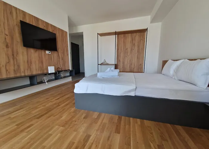 Luxury Apartment Iva III
