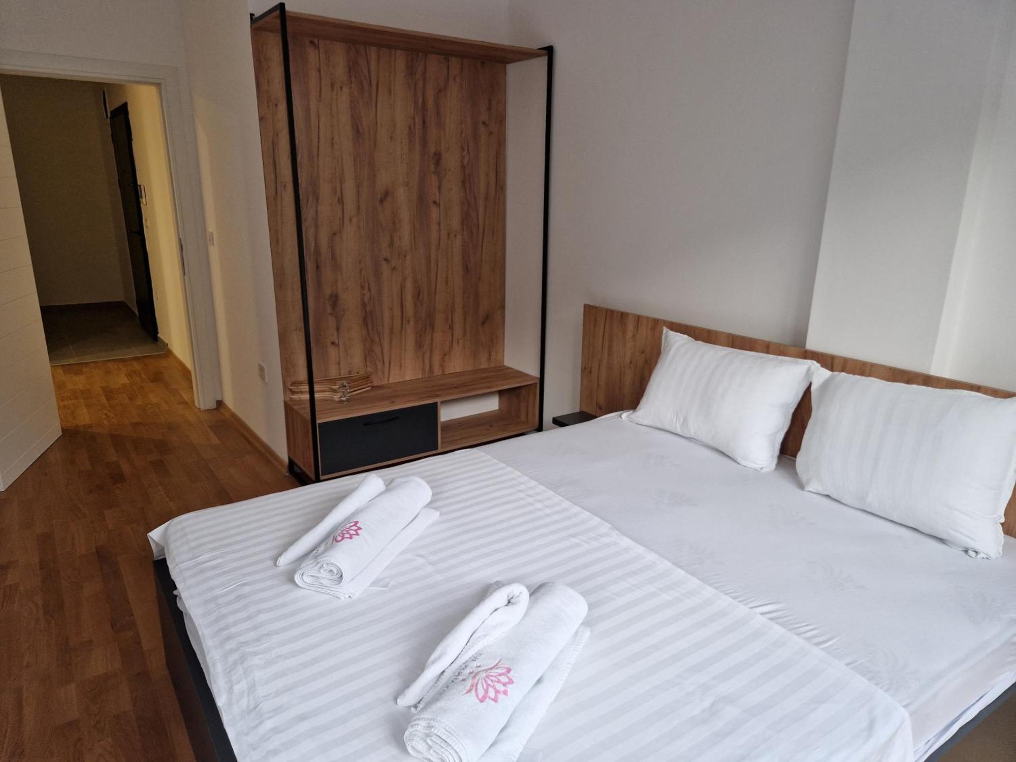 Luxury Iva Iii Apartment