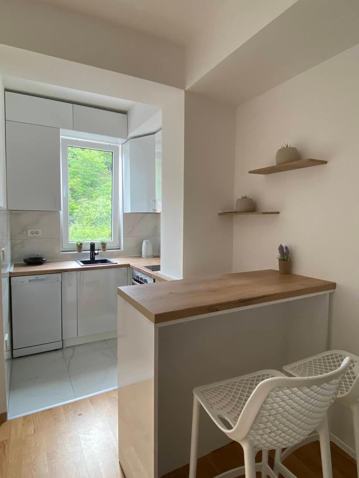 Apartment Luxury Iva Iii *