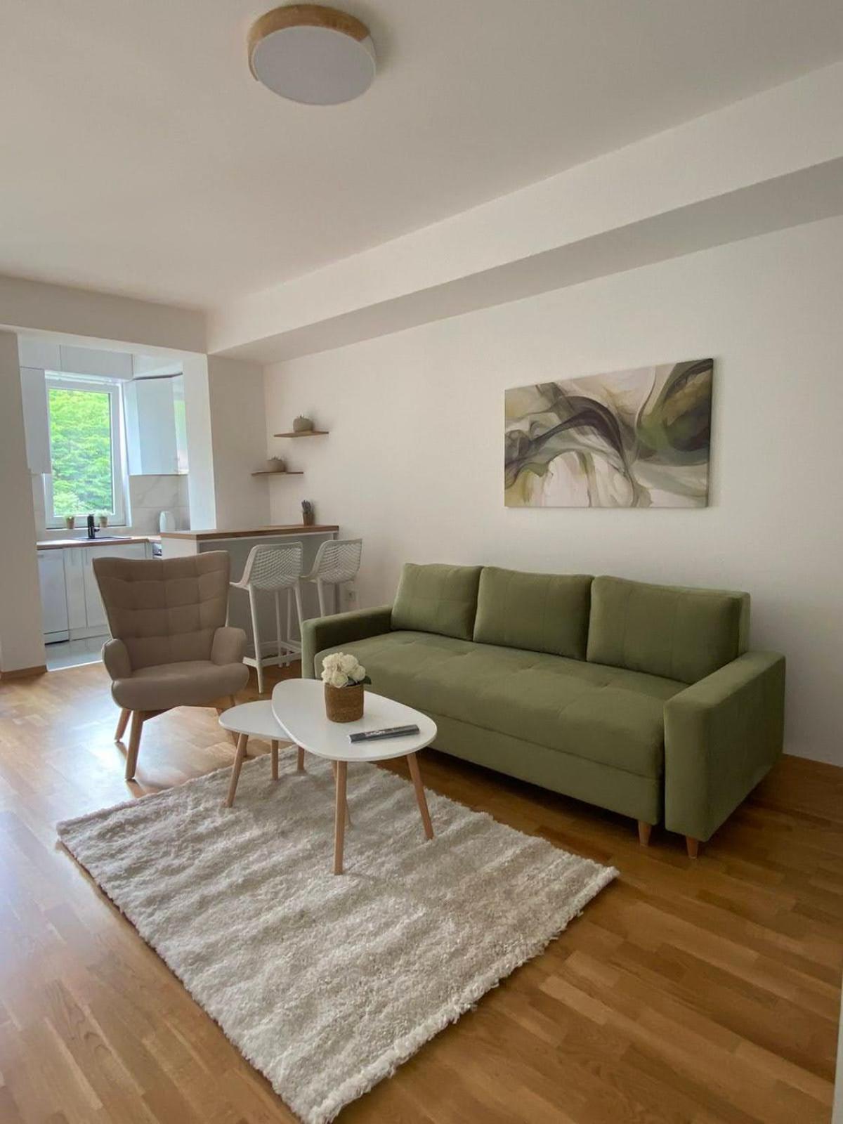 Luxury Iva Iii Apartment